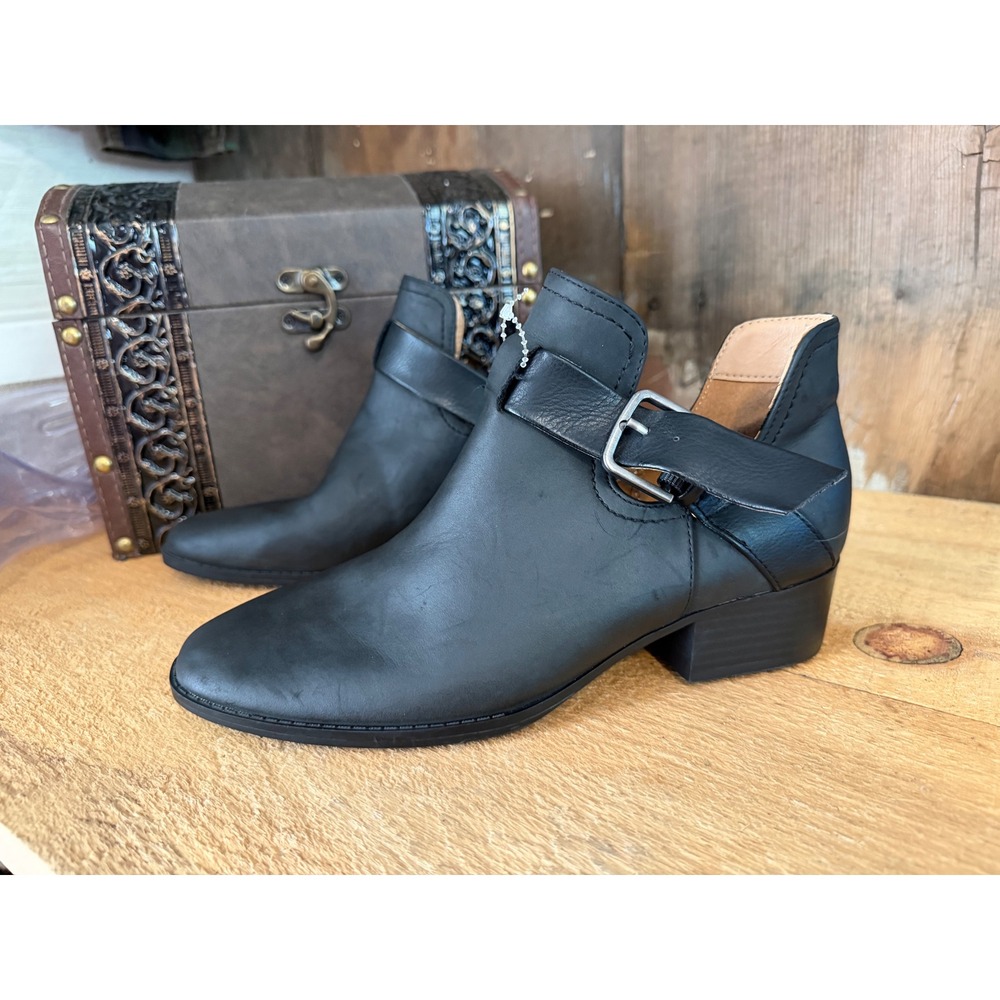 Wonderly Maeve Black Cutout Buckle Ankle Boots Block Heel Pointed Toe Size 6M